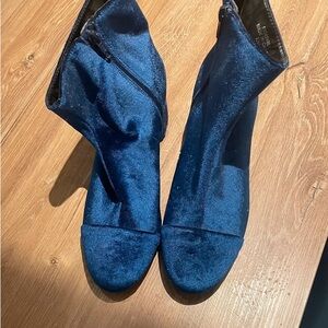 Chic Navy Heeled Boots for Women